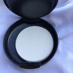 Mac studio fix powder